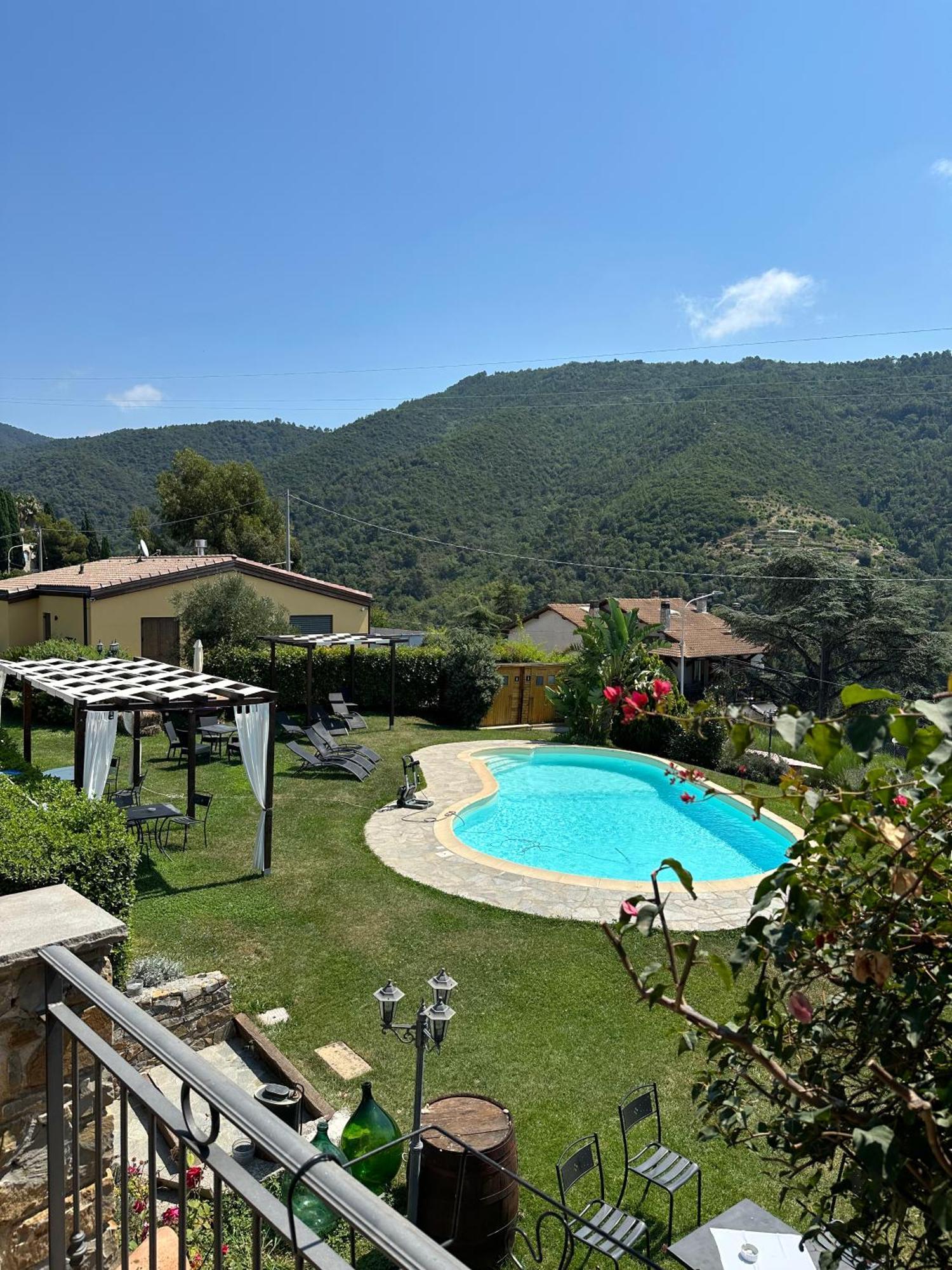 Agriturismo Ca Due Nonu Vallebona Eksteriør billede